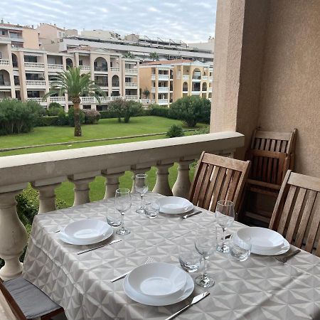 Domaine D'Ahmosis, Modern 2 Bedrooms Refurbished Apartment, F3 Moderne Fraichement Renove Ле Кане Екстериор снимка
