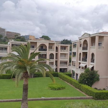 Domaine D'Ahmosis, Modern 2 Bedrooms Refurbished Apartment, F3 Moderne Fraichement Renove Ле Кане Екстериор снимка