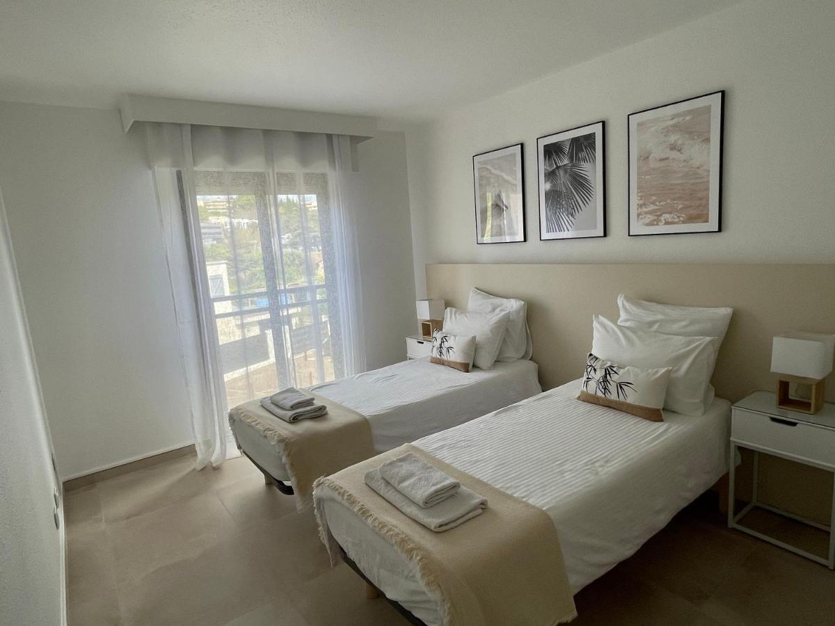 Domaine D'Ahmosis, Modern 2 Bedrooms Refurbished Apartment, F3 Moderne Fraichement Renove Ле Кане Екстериор снимка